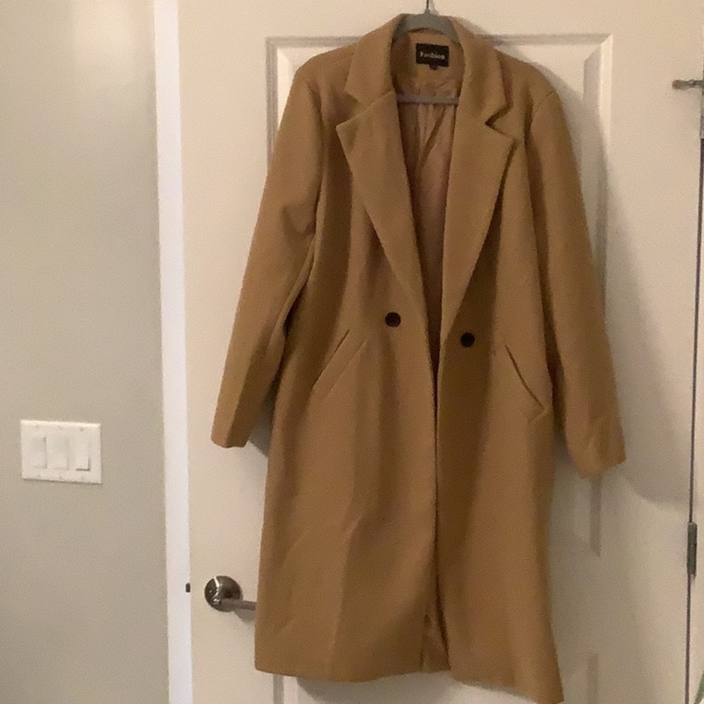 WOMANS WINTER COAT